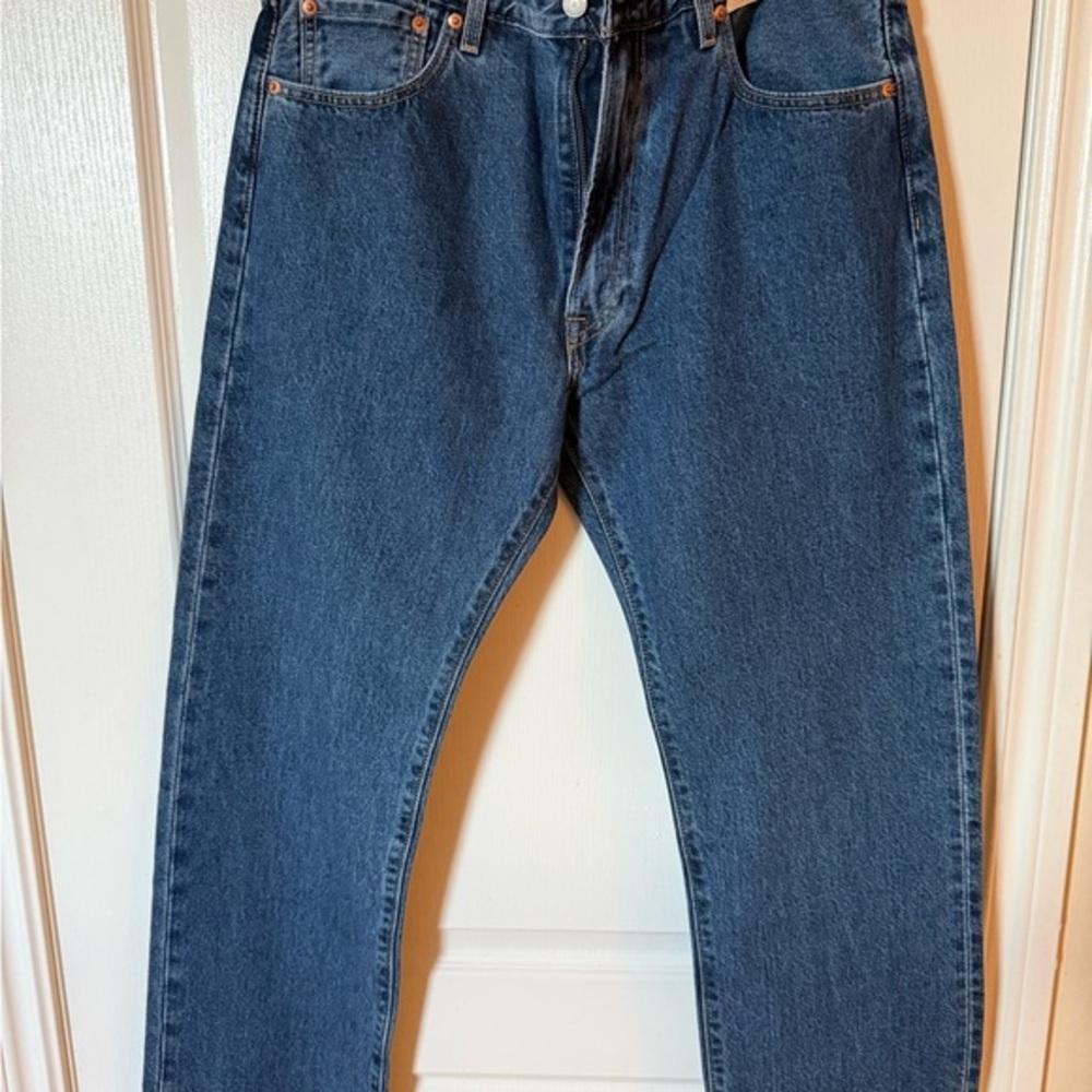 NWT Classic Levis Blue Denim Jeans